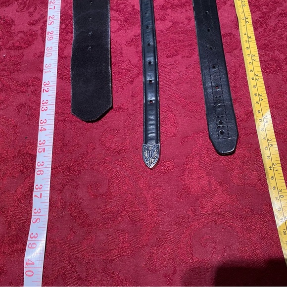 🌼 5 for $15 🌼 Bundle of 3 Black genuine leather belts (Ladies) - Picture 4 of 12